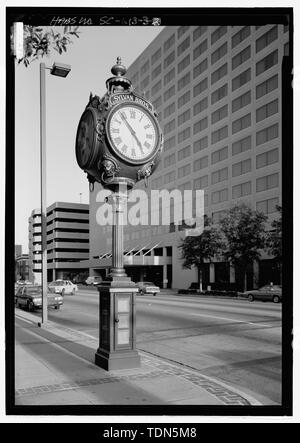Vue en perspective d'horloge (double d'HABS No SC-613-1 (ct)) - Columbia Street, Réveil sur Hampton Street, près de l'intersection de rues principales et de Hampton, Colombie-Britannique, comté de RICHLAND, SC ; Prix, Virginie B, émetteur Banque D'Images