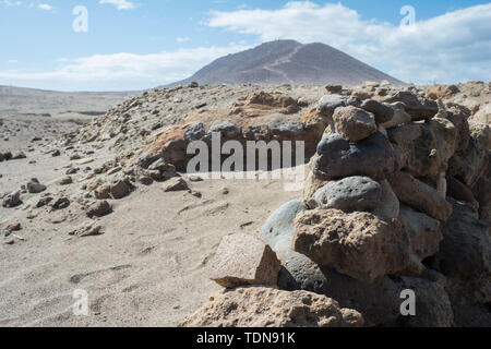 Red Mountain, Montana Roja, Tenerife, Canaries, l'Atlantique, El Medano, Espagne Banque D'Images