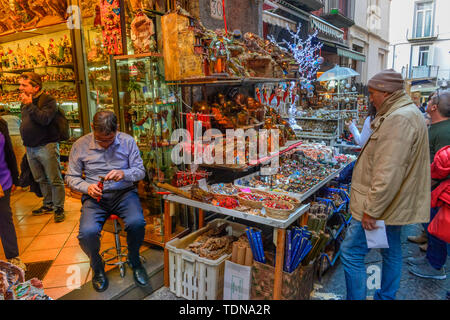 Krippenstrasse, Via San Gregorio Armeno, Napoli, Italie Banque D'Images