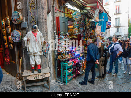 Krippenstrasse, Via San Gregorio Armeno, Napoli, Italie Banque D'Images