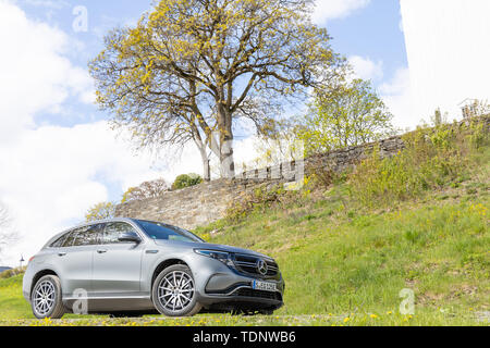 OSLO, Norvège, mai 2019 : Mercedes-Benz EV EQC test drive day le 13 mai 2019 en Norvège. Banque D'Images