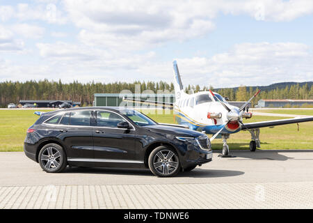 OSLO, Norvège, mai 2019 : Mercedes-Benz EV EQC test drive day le 13 mai 2019 en Norvège. Banque D'Images