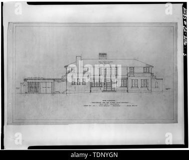 Photocopie de dessin architectural du (d'origine dans les Documents Collection, College of Environmental Design, Université de Californie, Berkeley, CA) Le 27 décembre 1921, l'architecte Julia Morgan, élévation arrière - John G. Kennedy House, 423, rue Chaucer, Palo Alto, comté de Santa Clara, CA Banque D'Images