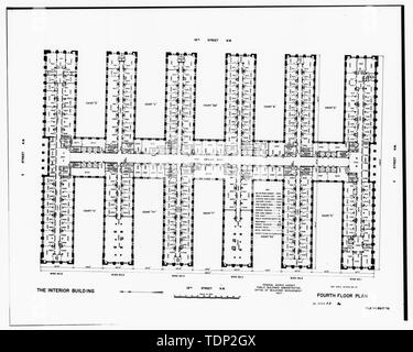 Photocopie de dessin (mesurée à partir de l'enregistrement National Center, Suitland, Maryland, R.G. 121-76-301, Boîte 83, n° 16 0020 DC ZZ) révisé par le gouvernement fédéral de travaux 1947 PLAN DU QUATRIÈME ÉTAGE - Département de l'intérieur, dix-huitième et rues C Northwest, Washington, District of Columbia, DC Banque D'Images