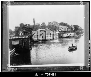 Dans les archives de la ville de Philadelphie (nd. 1905) montrant Vue générale, à au sud-est, de l'Old Mill House. Si reproduit, veuillez citer l'Philadelphia City Archives. - Fairmount Waterworks, rive est de la rivière Schuylkill, Aquarium, Philadelphie, comté de Philadelphie, PA Banque D'Images