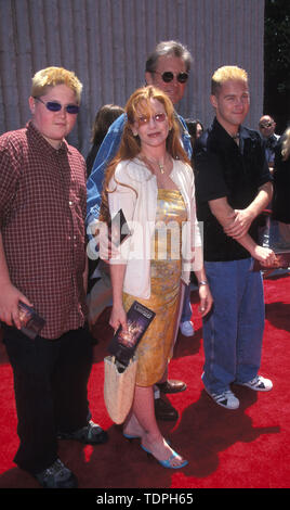 16 mai, 1999 ; Los Angeles, CA, USA ; Acteurs MELISSA GILBERT & BRUCE GÉVA CABAN @ la guerre des étoiles, la charité premiere.. (Crédit Image : Chris Delmas/Zuma sur le fil) Banque D'Images