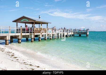 Sanibel Island Florida, côte du golfe du Mexique, point Ybel, Lighthouse Beach Park, City Pier, rivage, sable, pêche, FL190510001 Banque D'Images