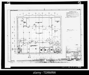 Copie photographique du dessin de construction d'origine, datée du 10 juillet 1973 (dessin original en la possession d'Army Corps of Engineers des États-Unis, Huntsville Division). Plan de partage, cinquième niveau - Stanley R. Mickelsen complexes de sauvegarde, de périmètre Acquisition Bâtiment Radar, l'accès limité, entre l'accès limité de la route de patrouille et une voie de service, Nekoma, Cavalier Comté, ND Banque D'Images