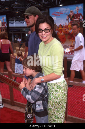 Jun 17, 2000 ; Los Angeles, CA, USA ; acteur SHERILYNN FENN @ l 'Chicken Run' premiere.. (Crédit Image : Â© Chris Delmas/Zuma sur le fil) Banque D'Images