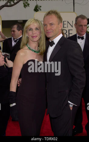 Jan 21, 2001 ; Los Angeles, CA, USA ; pop star STING avec l'épouse, producteur Trudie Styler @ le Golden Globe Awards 2001.. (Crédit Image : Â© Chris Delmas/Zuma sur le fil) Banque D'Images