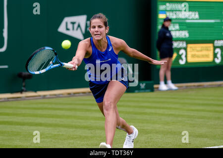 BIRMINGHAM, ANGLETERRE 18 juin Julia Goerges (Allemagne) au cours de sa ronde de 32 match avec Dayana Yastremska (Ukraine) au cours de la Nature Valley Classic Tennis Tournament à Edgbaston, Birmingham Club Prieuré le mardi 18 juin 2019. (Crédit : Andy Whitehead | MI News) Credit : MI News & Sport /Alamy Live News Banque D'Images