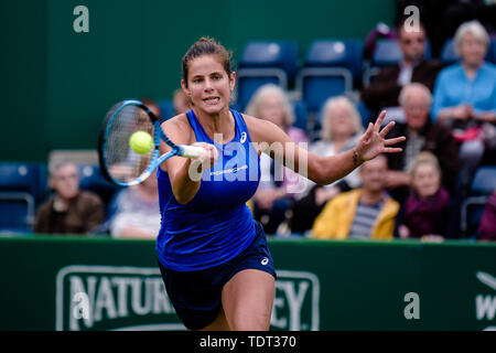 BIRMINGHAM, ANGLETERRE 18 juin Julia Goerges (Allemagne) au cours de sa ronde de 32 match avec Dayana Yastremska (Ukraine) au cours de la Nature Valley Classic Tennis Tournament à Edgbaston, Birmingham Club Prieuré le mardi 18 juin 2019.(Crédit : Andy Whitehead | MI News) Credit : MI News & Sport /Alamy Live News Banque D'Images