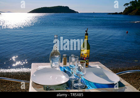 Restaurant sur la plage du Mugel à La Ciotat, France, Provence, La Ciotat Banque D'Images