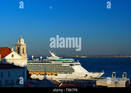 Bateau de croisière sur le Tage, au Portugal, Lisbonne Banque D'Images