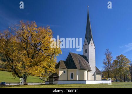 Eglise de Saint Leonhard de Fischhausen au lac Schliersee, Allemagne, Bavière, Oberbayern, Haute-Bavière Banque D'Images