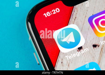 Kaliningrad, Russie, le 19 septembre 2018 : télégramme l'icône de l'application sur Apple iPhone écran X close-up. Télégramme icône de l'application. Télégramme est un en ligne. Banque D'Images