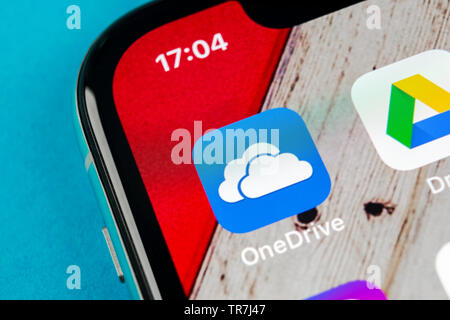 Kaliningrad, Russie, le 19 septembre 2018 : l'icône de l'application Microsoft OneDrive sur Apple iPhone écran X close-up. Microsoft onedrive icône de l'application. Micr Banque D'Images