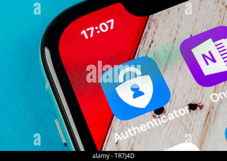 Kaliningrad, Russie, le 19 septembre 2018 : l'icône de l'application de l'authentificateur de Microsoft sur Apple iPhone X de l'écran du smartphone close-up. Microsoft authent Banque D'Images
