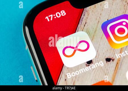 Kaliningrad, Russie, le 19 septembre 2018 : l'icône de l'application Boomerang sur Apple iPhone écran X close-up. Boomerang icône de l'application. Application Boomerang. Banque D'Images