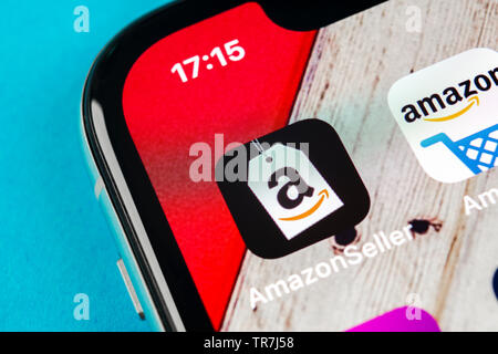 Stockholm, 19 Septembre 2018 : l'icône de l'application Amazon Seller sur Apple iPhone écran X close-up. AmazonSeller icône de l'application. Amazon Seller applicati Banque D'Images