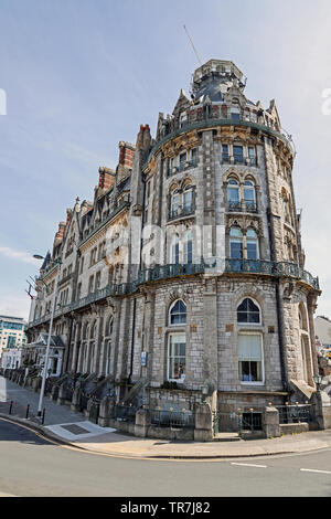 Duke of Cornwall Hotel, Millbay Plymouth, bâtiment de style gothique victorien Banque D'Images