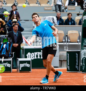 Paris, France. 30 mai, 2019. Dominik Thiem d'Autriche fait son chemin dans le 3e tour à l'Open de France 2019 Tournoi de tennis du Grand Chelem à Roland Garros, Paris, France. Frank Molter/Alamy live news Banque D'Images