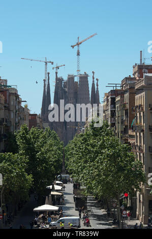 Vue de la Sagrada Familia de l'hôpital de Sant Pau, Barcelone, Espagne Banque D'Images