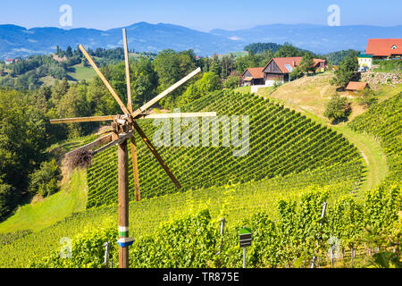 Moulin à vinyard dans le sud de la Styrie, Autriche Banque D'Images