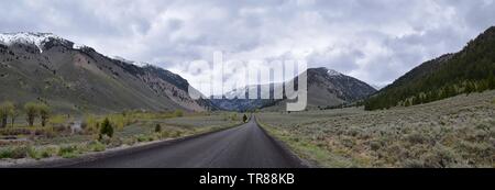 Sun Valley, Badger Canyon dans la Forêt Nationale des montagnes Sawtooth vues panorama paysage de Trail Creek Road, dans l'Idaho. United States. Banque D'Images