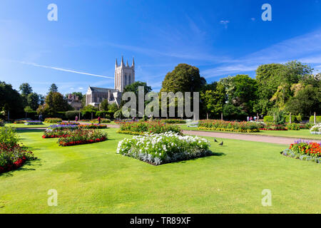 Cathédrale St Edmundsbury et park, Bury St Edmunds, Suffolk, Angleterre, RU Banque D'Images