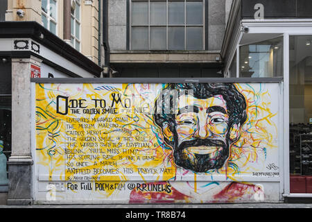 Ode à Mo,poème,art,poésie,de,égyptien,Liverpool LFC,joueur de football,Mo,Salah,peint,fresque murale,sur,en,Center,de,Liverpool, ville, Centre, Angleterre Banque D'Images