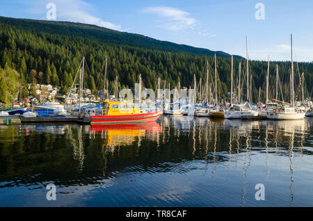 Deep Cove Harbour, Deep Cove, District de North Vancouver, Colombie-Britannique, Canada Banque D'Images