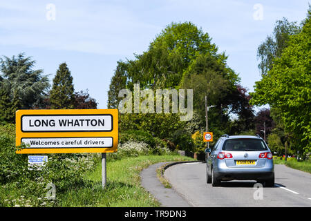 Long whatton signe village leicestershire Banque D'Images