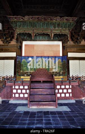 Salle du trône principal Myeongjeongjeon du Palais Changgyeonggung à Séoul, en Corée Banque D'Images