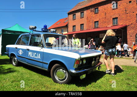 FSO Fiat 125p Milicja voiture de komunist fois. Polish voiture classique. Banque D'Images