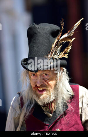 Rochester, Kent, UK. 1er juin 2019. Le premier jour de l'été Festival annuel Rochester Dickens. Deux festivals ont lieu chaque année en été et près de Noël, dans la ville avec de nombreuses connexions de Charles Dickens. Credit : PjrFoto/Alamy Live News Banque D'Images