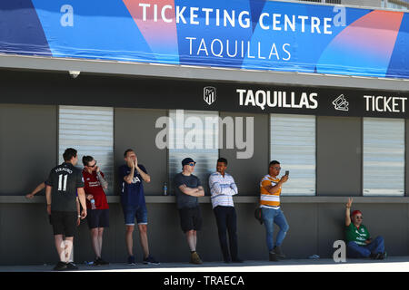 En dehors des fans la billetterie - Tottenham Hotspur v Liverpool, l'UEFA Champions League 2019, Wanda Stade Metropolitano, Madrid - 1er juin 2019 Banque D'Images