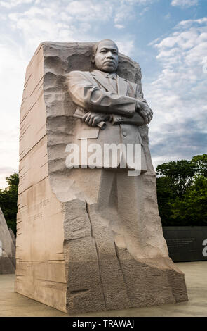 Le Dr. Martin Luther King Jr. Memorial à Washington DC au coucher du soleil Banque D'Images