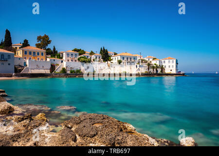 Petite île de Spetses sur le golfe Saronique, près d'Athènes Banque D'Images