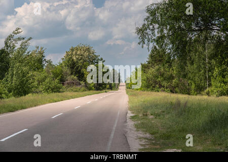 À vide, près de Pripyat , Zone d'exclusion de Tchernobyl, l'Ukraine Banque D'Images