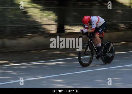 Vérone, Italie. 02nd, 2019 Jun. Bohl Tom de Suisse (eau EmiratesTeam) pendant la dernière étape 21 de la 102e Giro d' Italia, Tour d'Italie 2019 - la course à vélo, 17km contre-la-montre individuel à partir de la Foire de Vérone le long Torricelle à Vérone, ville de terminer à l'Arena de Vérone, à Vérone, Italie, 03 juin 2019. (PHOTO) Alejandro Sala/Alamy News Banque D'Images