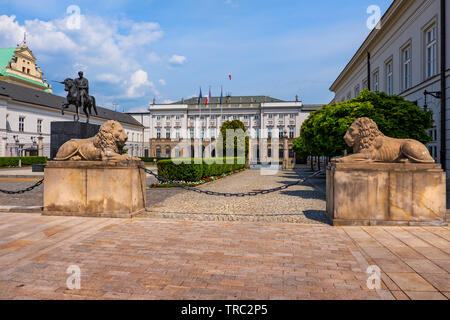 Ville de Varsovie, capitale de la Pologne, le palais présidentiel façade néoclassique de 1818. Banque D'Images