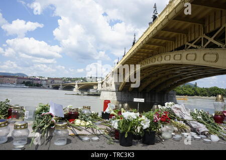 Hongrie Budapest 2019 tragédie d'accident de bateau peut Banque D'Images