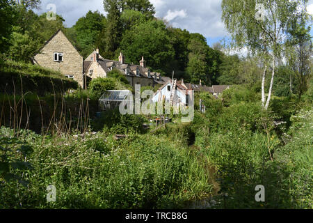 Le village de Cotswold Chalford dans Gloucestershire Banque D'Images