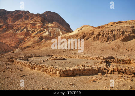 Vieille base dans le parc national Ein Gedi. Israël Banque D'Images