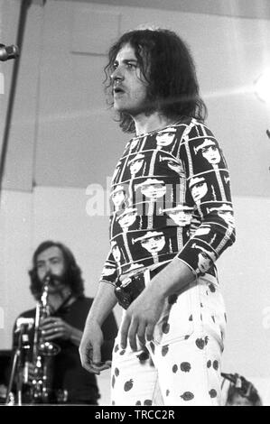 Londres - le 03 juin : Joe Cocker effectue sur scène à Crystal Palace Bowl à Londres le 03 juin 1972 (photo de Gijsbert Hanekroot) Banque D'Images