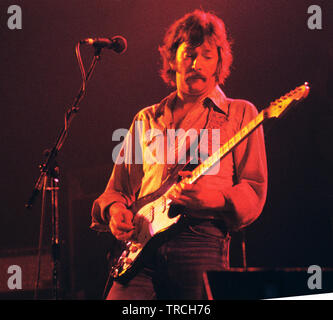 Eric Clapton, Rotterdam, Pays-Bas - 1976, (Photo Gijsbert Hanekroot) *** légende locale *** Eric Clapton Banque D'Images