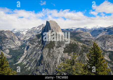 Half Dome, Yosemite National Park, Californie Banque D'Images