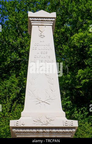 War Memorial, Lacoux, Ain, France Banque D'Images