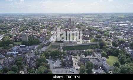 Vue aérienne du château de Lincoln Lincoln montrant en montée, la cathédrale de Lincoln et le château d'eau Banque D'Images